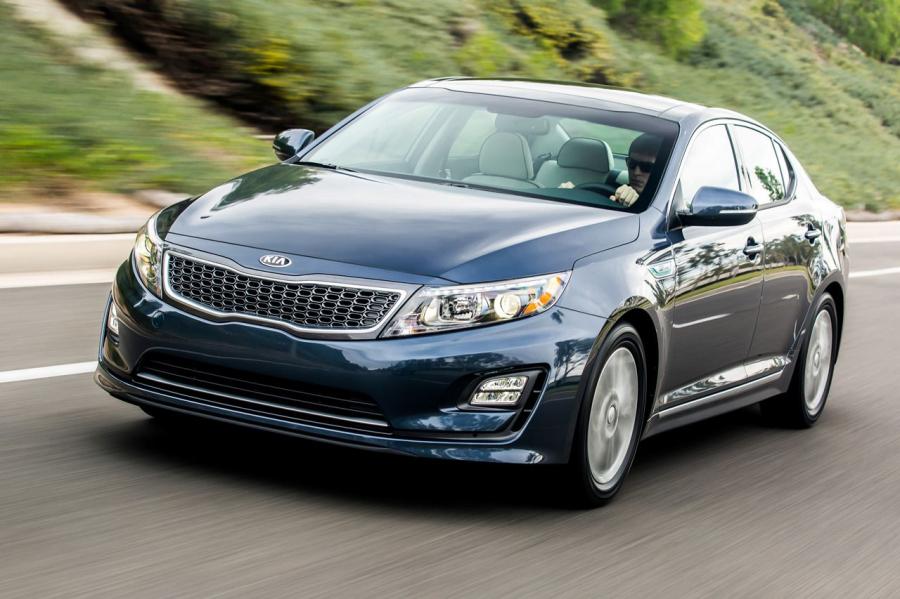  Kia Optima Hybrid 2014 года  (фото 29 из 32)